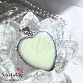 Szívdobbanás medál anyatejjel